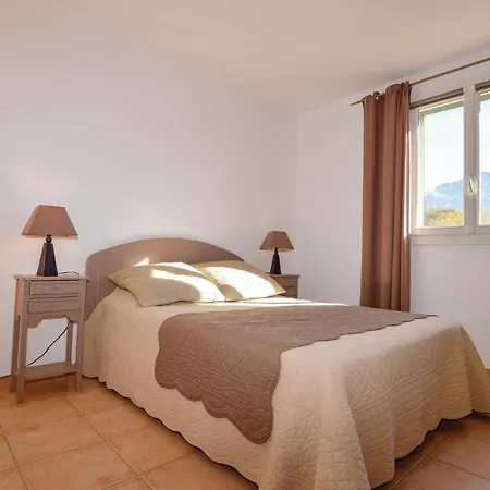 Feriehus Amazing In With 3 Bedrooms, Wifi And Outdoor Swimming Pool Montemaggiore