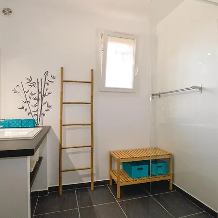Amazing In With 3 Bedrooms, Wifi And Outdoor Swimming Pool Montemaggiore